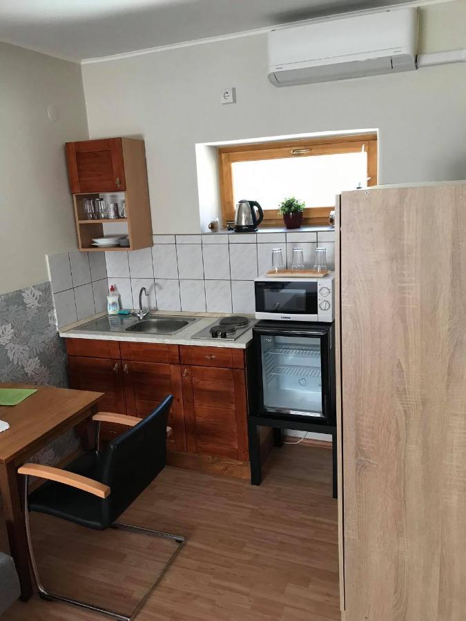 Hunyadi Panzio-Apartman Makó Екстериор снимка