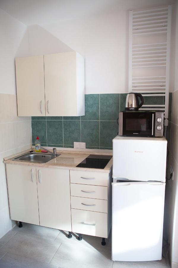 Hunyadi Panzio-Apartman Makó Екстериор снимка